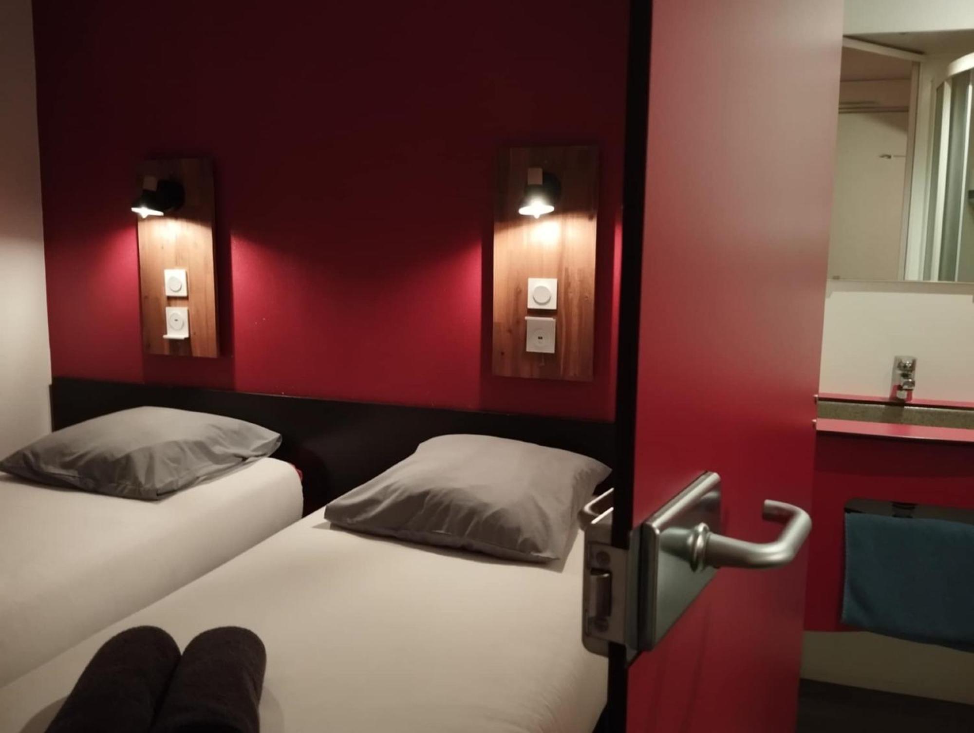 Kyriad Direct Hotel
