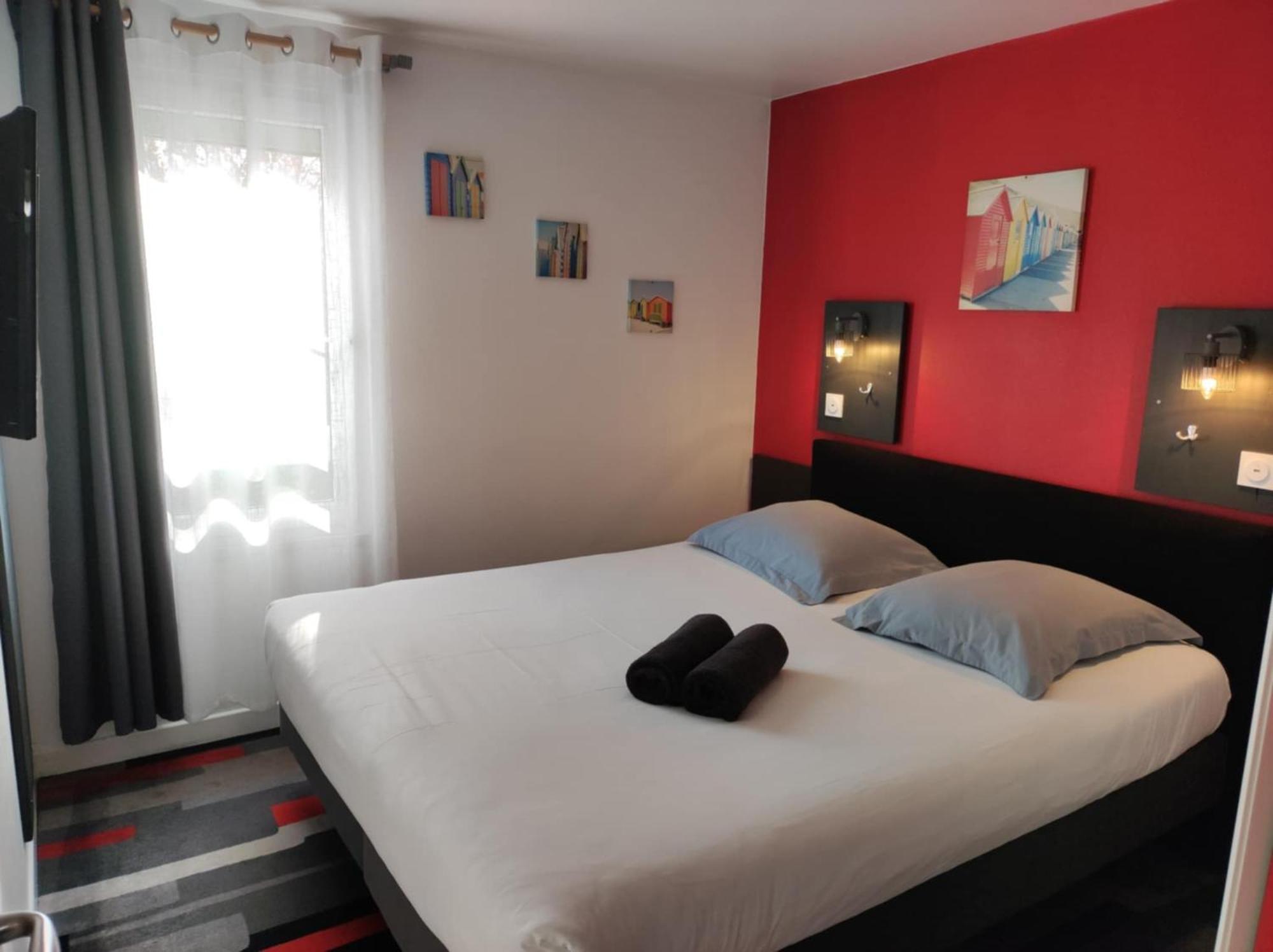 Kyriad Direct Hotel