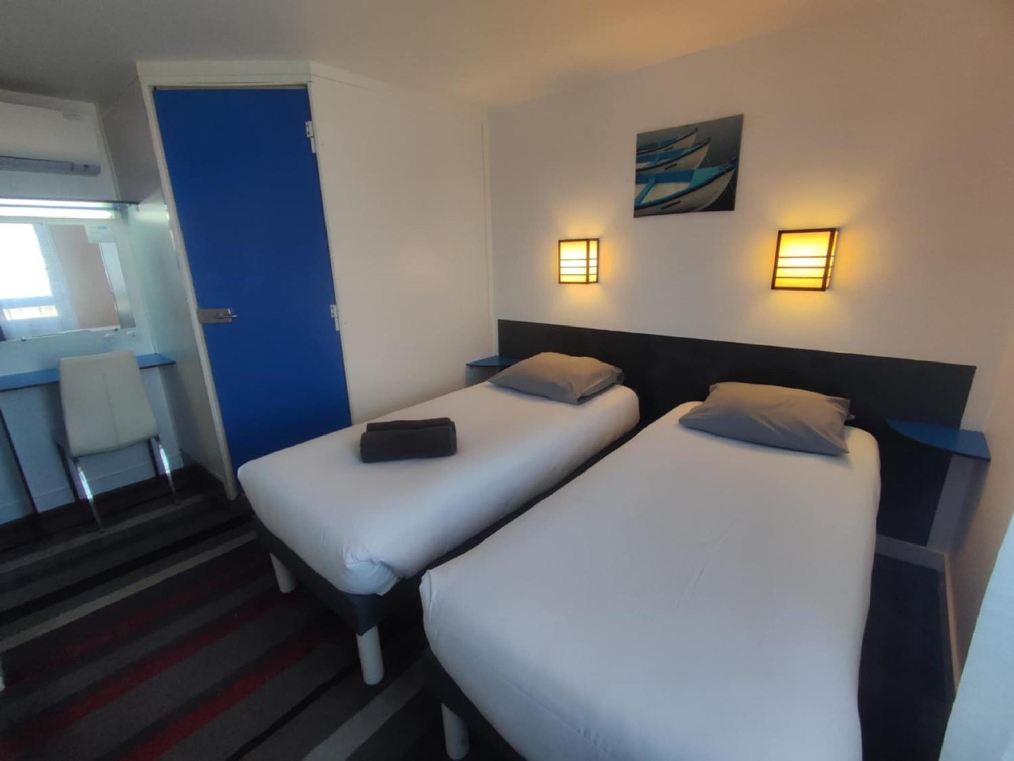 Hotel Kyriad Direct Saintes