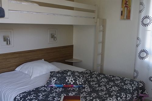Hotel Kyriad Direct 2*